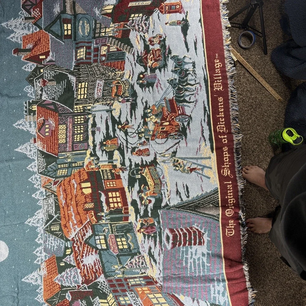 Dept 56 Christmas Tapestry Throw Blanket The Original Shops of Dickens Village‎